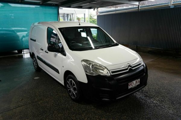 2019 Citroen Berlingo MY18 XL Confort Blue HDi White 6 Speed Automatic Van image