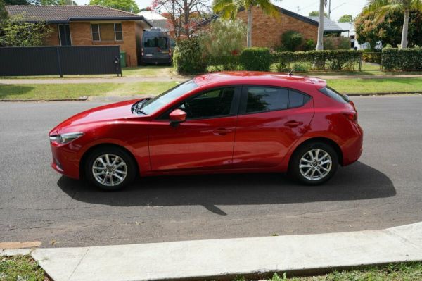 2016 Mazda 3 BM MY15 Neo Maroon 6 Speed Automatic Hatchback image