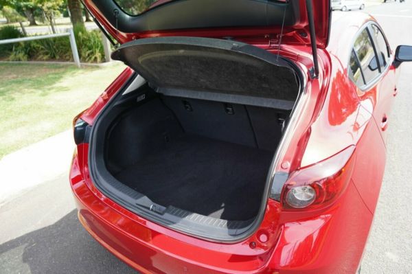2016 Mazda 3 BM MY15 Neo Maroon 6 Speed Automatic Hatchback image