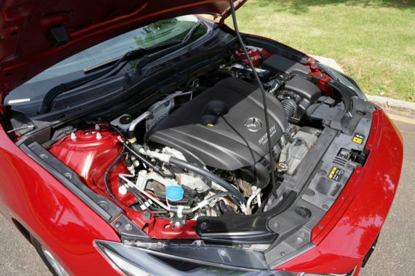 2016 Mazda 3 BM MY15 Neo Maroon 6 Speed Automatic Hatchback image
