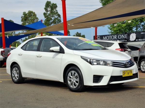 2015 Toyota Corolla Sedan ZRE172R Ascent image