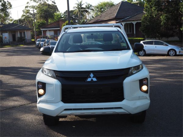 2019 MITSUBISHI TRITON C/CHAS MR MY19 GLX image