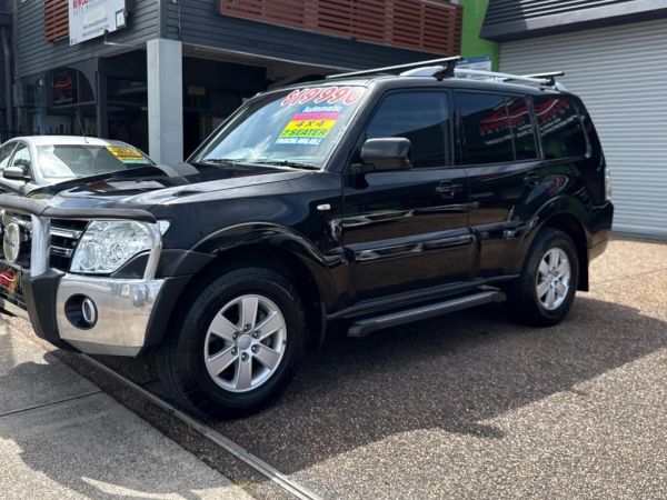 2009 Mitsubishi Pajero GLX LWB (4x4) NS image