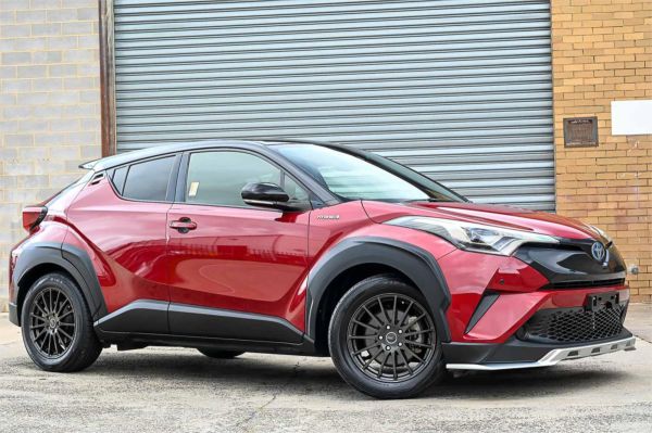 2018 Toyota CH-R Hybrid Wagon ZYX10 S LED image