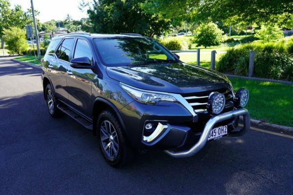 2017 Toyota Fortuner GUN156R MY18 Crusade Grey 6 Speed Automatic Wagon image