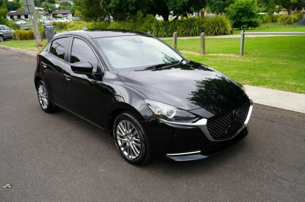 2022 Mazda 2 200R G15 GT Black 6 Speed Automatic Hatchback image