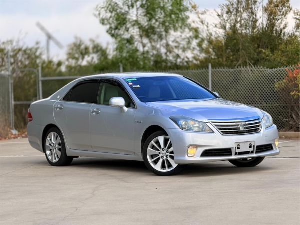 2012 Toyota Crown Sedan GWS204 Base Grade image