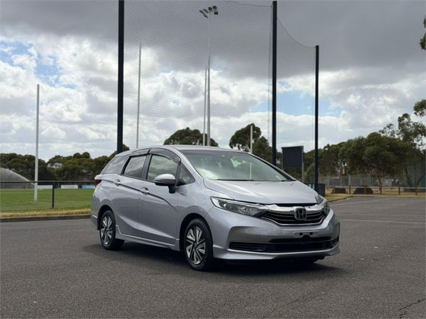 2020 Honda Fit Shuttle Station Wagon GP7 Hybrid Honda Sensing image