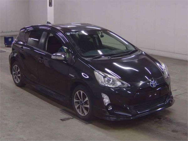 2016 Toyota Aqua Hatchback NHP10 G image