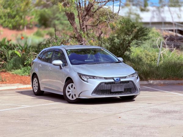 2020 Toyota Corolla Touring Station Wagon ZWE211 HYBRID GX image