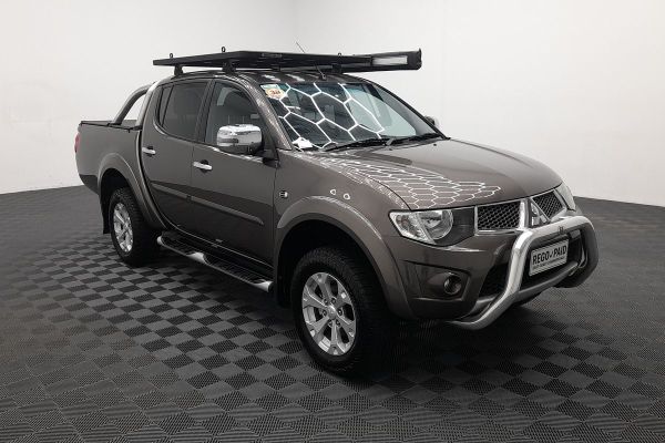 2015 Mitsubishi Triton GLX-R MN 4X4 image