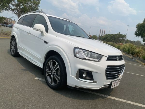 2017 Holden Captiva CG LTZ White Automatic Wagon image