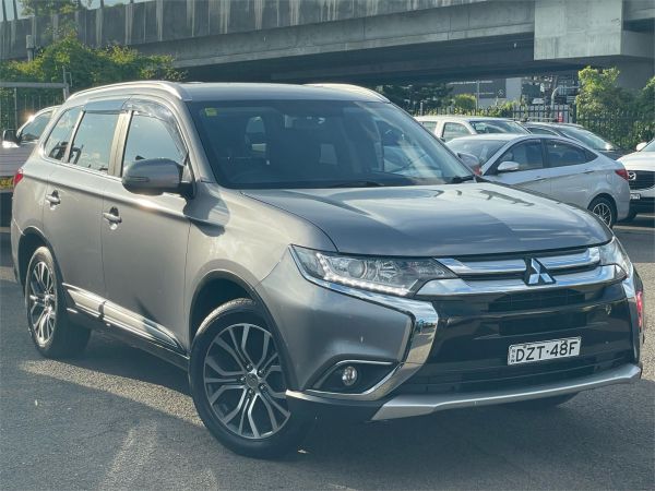 2017 Mitsubishi Outlander Wagon ZK MY17 LS Safety Pack image