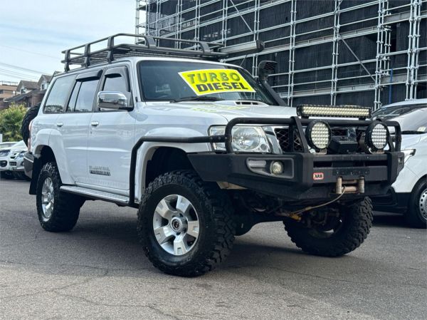 2012 NISSAN PATROL 4D WAGON GU VIII ST (4x4) image
