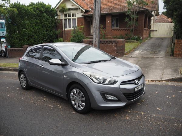 2012 HYUNDAI i30 5D HATCHBACK GD ACTIVE image