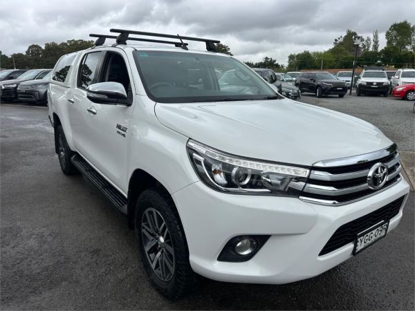 2016 Toyota Hilux Utility GUN126R SR5 image