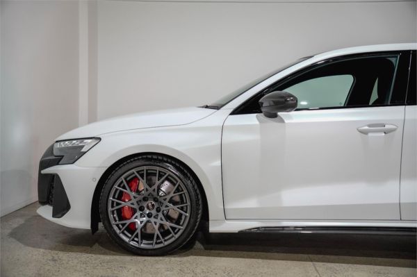 2025 Audi RS3 8Y 2.5 TFSI S TRONIC image