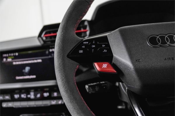 2025 Audi RS3 8Y 2.5 TFSI S TRONIC image