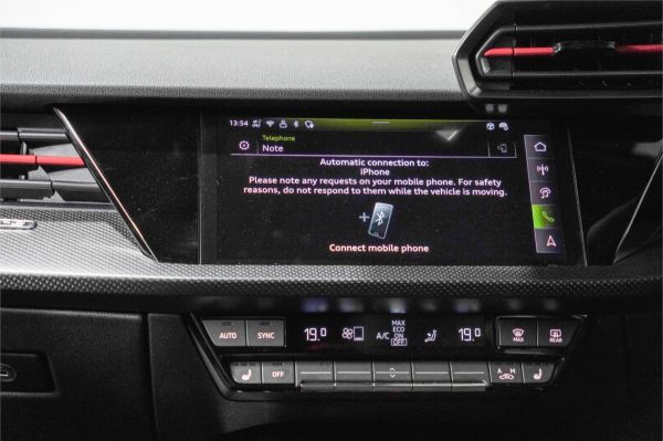 2025 Audi RS3 8Y 2.5 TFSI S TRONIC image