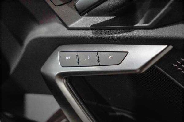 2025 Audi RS3 8Y 2.5 TFSI S TRONIC image