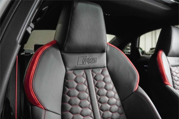 2025 Audi RS3 8Y 2.5 TFSI S TRONIC image