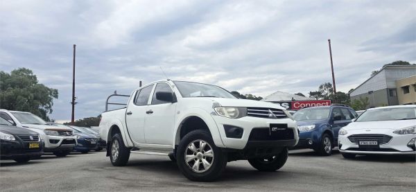 2014 MITSUBISHI TRITON DOUBLE CAB UTILITY MN MY14 UPDATE GLX (4x4) image