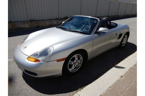 2000 Porsche Boxster 986 image
