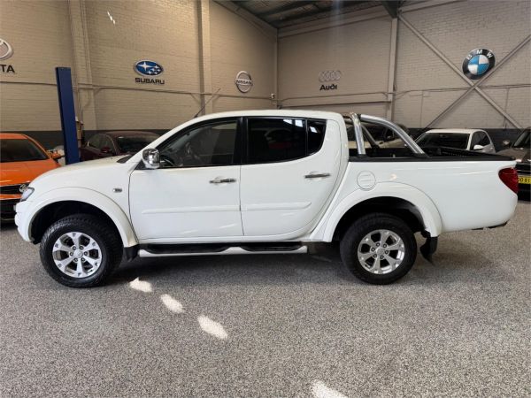 2014 Mitsubishi Triton Utility MN MY15 GLX-R image