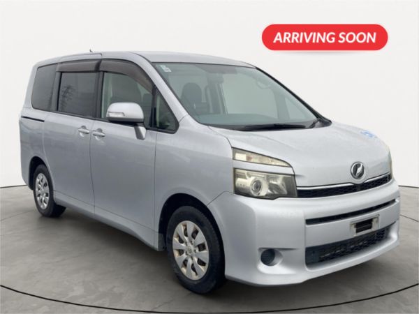 2012 Toyota Voxy Welcab XL Edition Welcab image