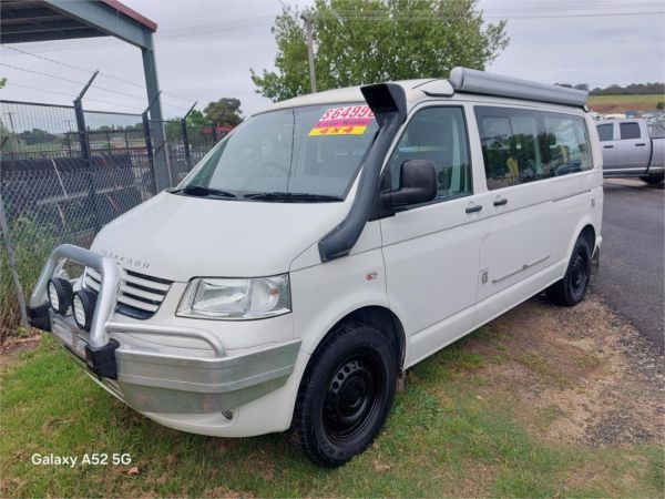 2010 VOLKSWAGEN TRANSPORTER KAKKADU Other image