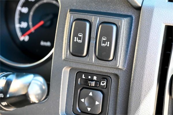 2014 Mitsubishi Delica Wagon CV1W D:5 image