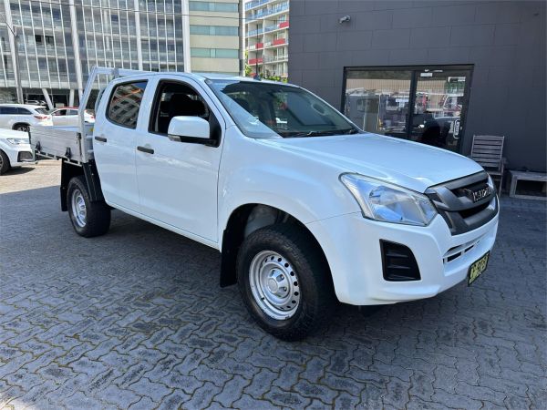 2017 ISUZU D-MAX CREW C/CHAS TF MY17 SX HI-RIDE (4x2) image