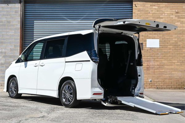 2024 Toyota Voxy Wagon MZRA92 Welcab image