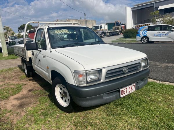 2001 TOYOTA HILUX C/CHAS RZN149R image