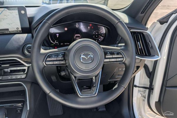 2025 Mazda CX-60 KH P50e Azami image