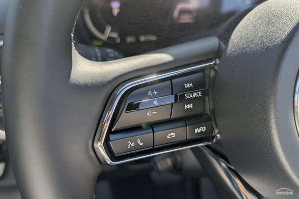 2025 Mazda CX-60 KH P50e Azami image