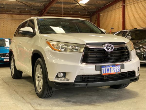 2015 TOYOTA KLUGER 4D WAGON GSU50R GX (4x2) image