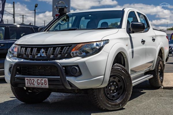 2017 Mitsubishi Triton GLX MQ Manual 4x4 MY17 Double Cab image