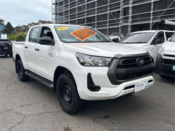 2022 TOYOTA HILUX DOUBLE CAB P/UP GUN126R SR (4x4) image