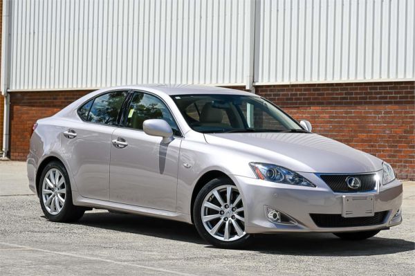 2007 Lexus IS Sedan GSE21 IS350 Version L image
