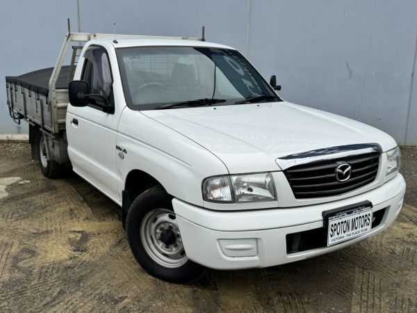 2005 Mazda B2500 Bravo DX White 5 Speed Manual Cab Chassis image
