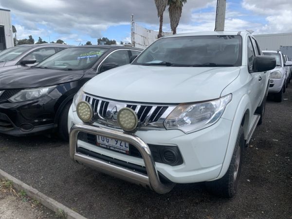 2015 Mitsubishi Triton MQ MY16 GLX (4x4) White 5 Speed Automatic Dual Cab Utility image