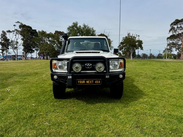 2017 TOYOTA LANDCRUISER C/CHAS VDJ79R MY18 WORKMATE (4x4) image
