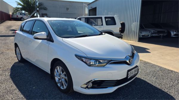 2016 TOYOTA COROLLA 5D HATCHBACK ZRE182R MY15 ASCENT SPORT image