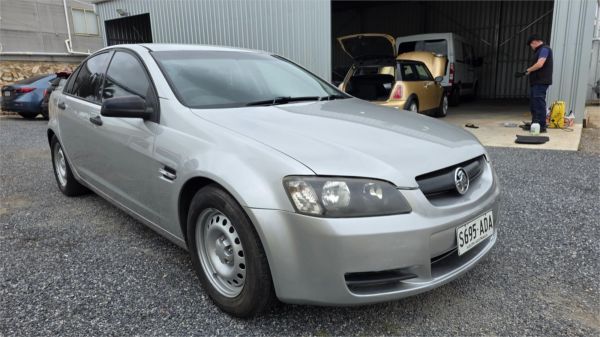 2007 HOLDEN COMMODORE 4D SEDAN VE OMEGA image