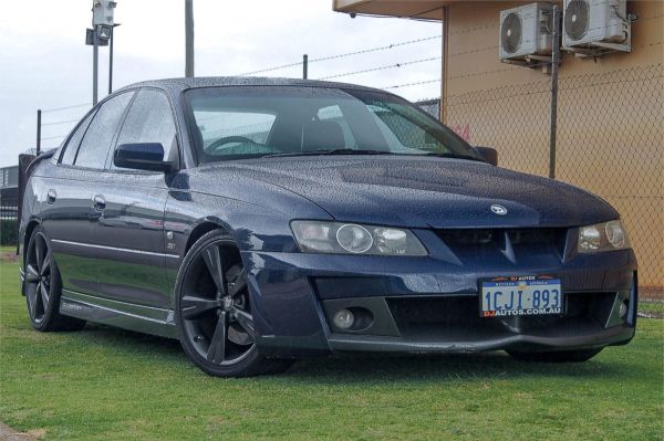 2004 HSV CLUBSPORT 4D SEDAN YII R8 image