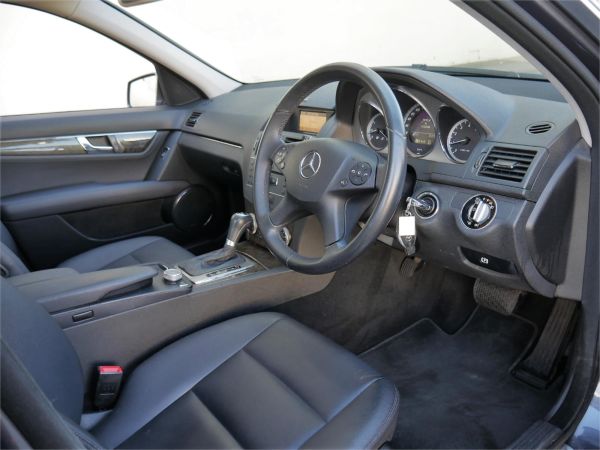 2009 MERCEDES-BENZ C200 4D SEDAN W204 KOMPRESSOR AVANTGARDE image