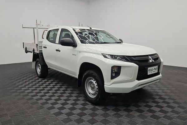 2022 Mitsubishi Triton GLX MR 4X4 image
