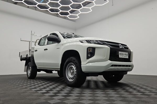 2022 Mitsubishi Triton GLX MR 4X4 image