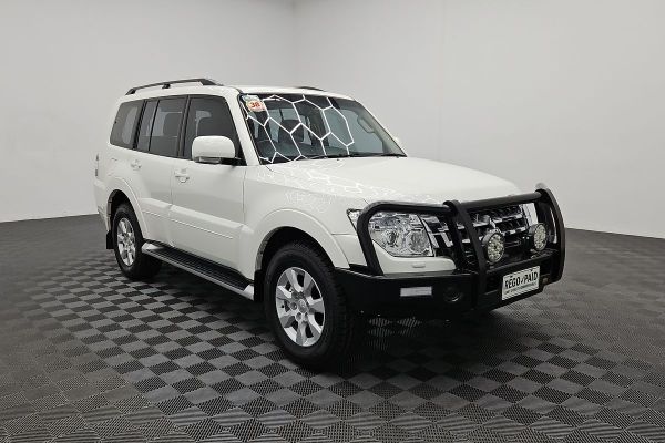 2020 Mitsubishi Pajero GLX NX image